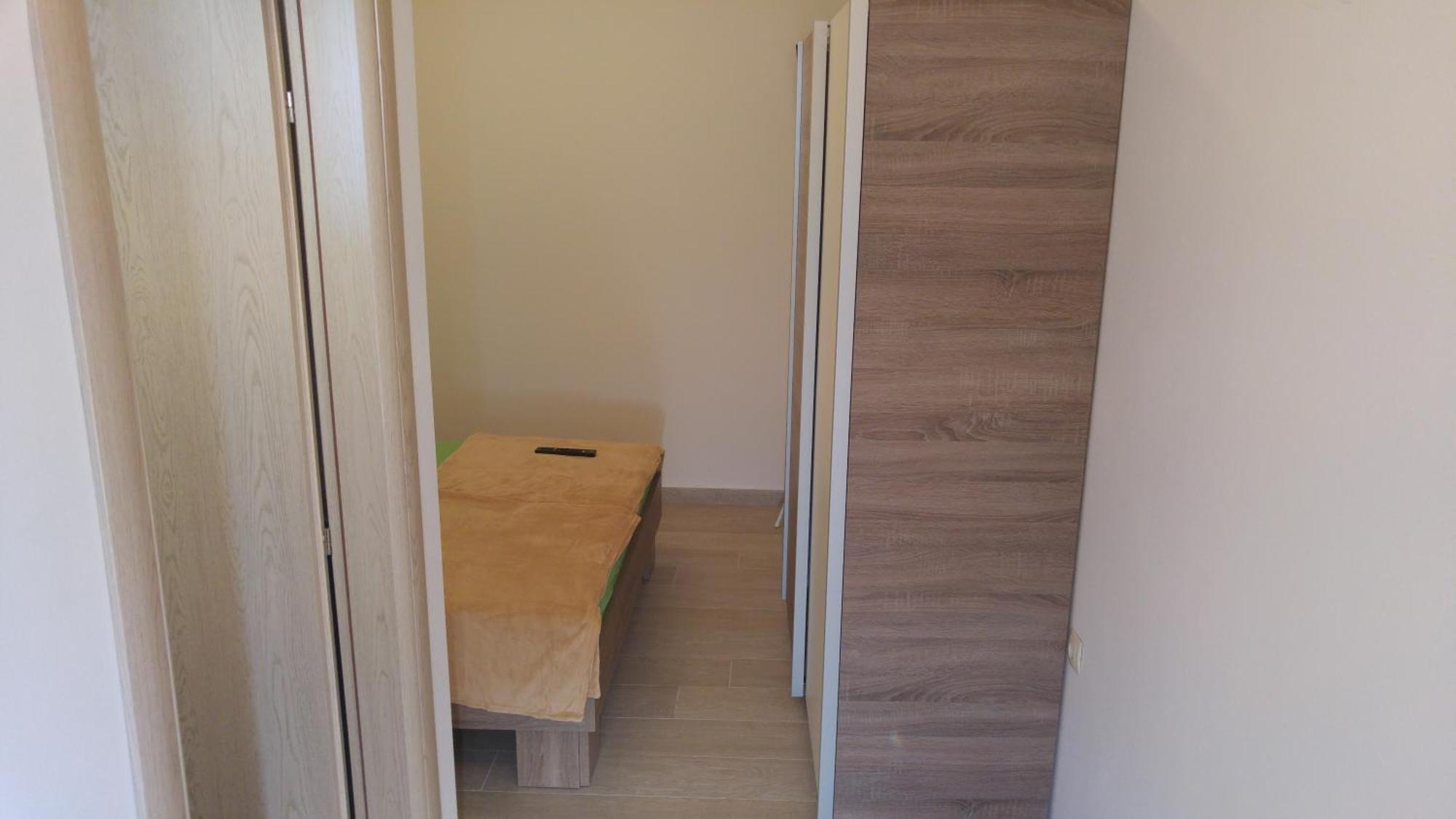 Apartments And Room Suza セニ エクステリア 写真