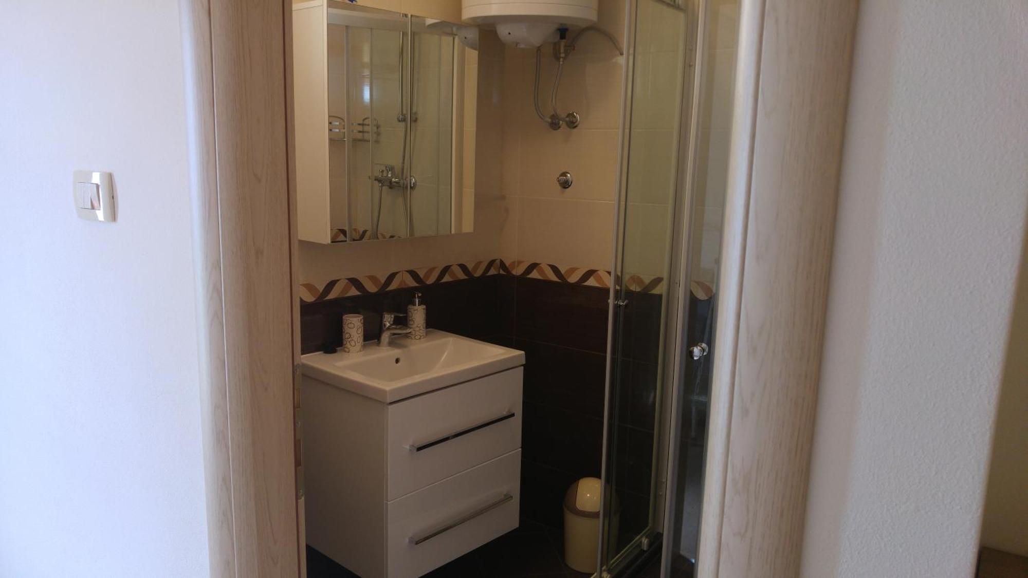 Apartments And Room Suza セニ エクステリア 写真