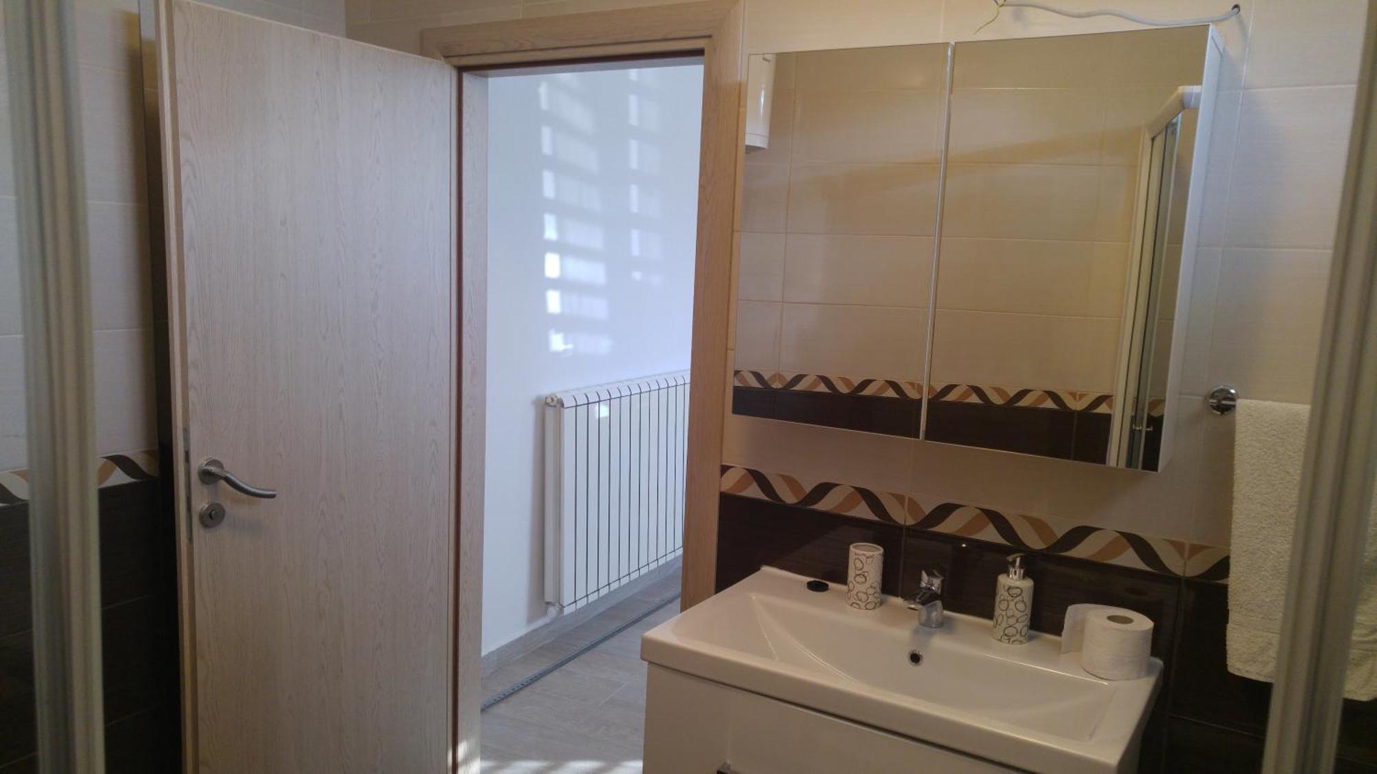 Apartments And Room Suza セニ エクステリア 写真