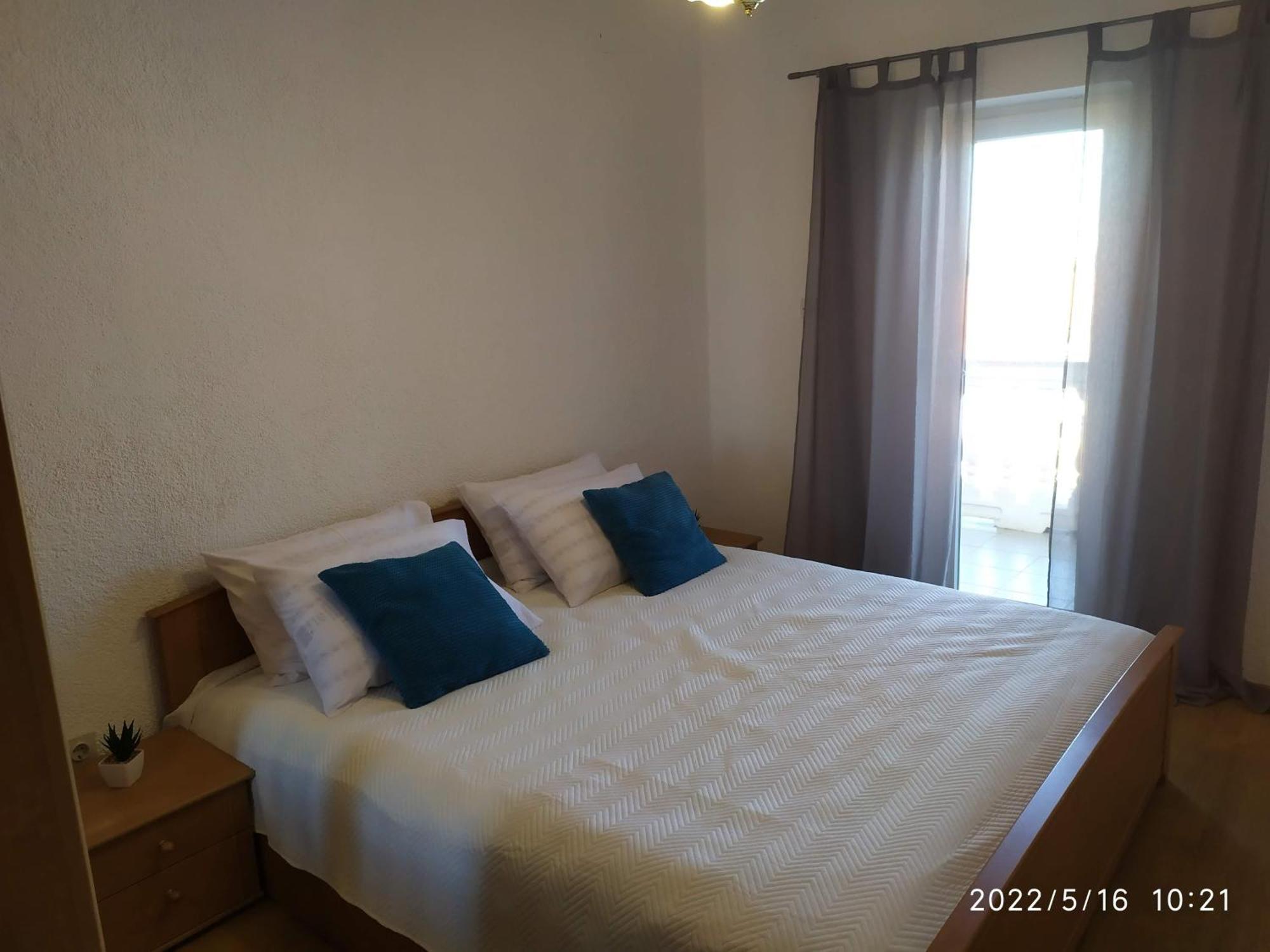 Apartments And Room Suza セニ エクステリア 写真
