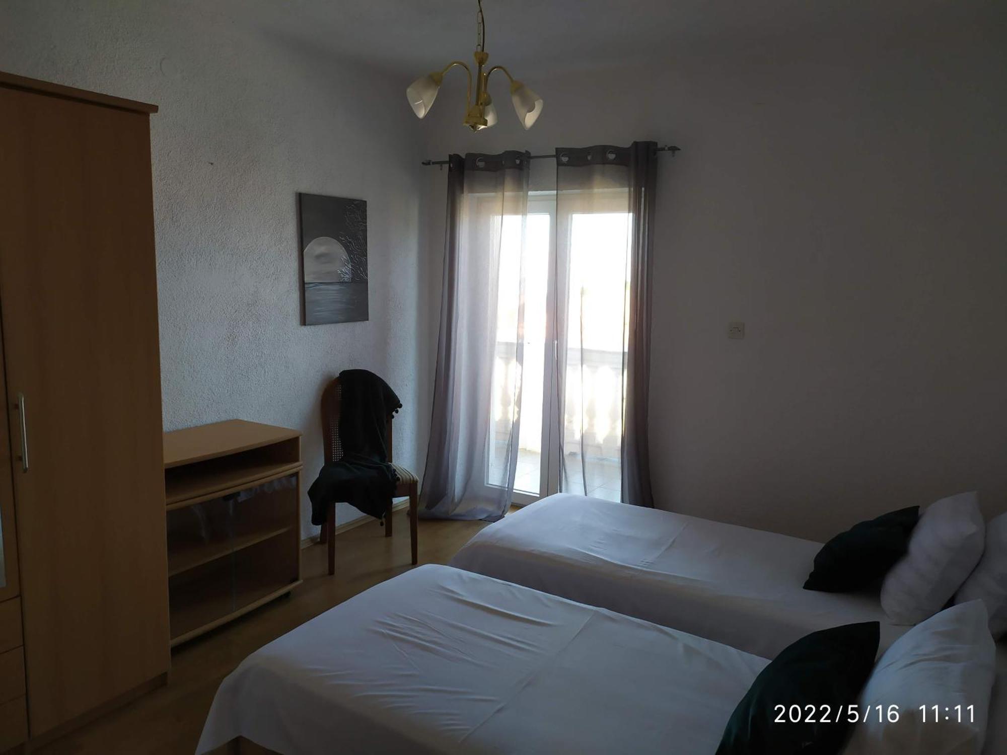 Apartments And Room Suza セニ エクステリア 写真